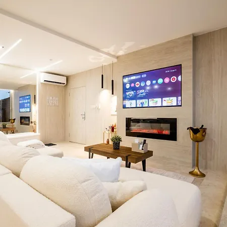 Penthouse Centrum Jacuzzi&view, Free Parking *