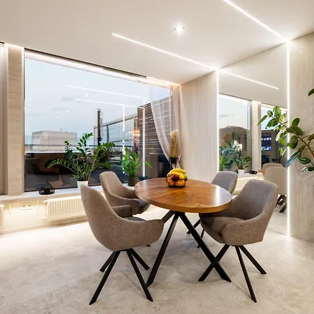 Penthouse Centrum Jacuzzi&view, Free Parking