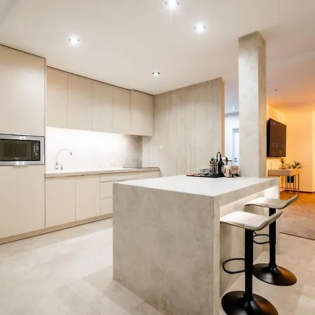 Penthouse Centrum Jacuzzi&view, Free Parking *