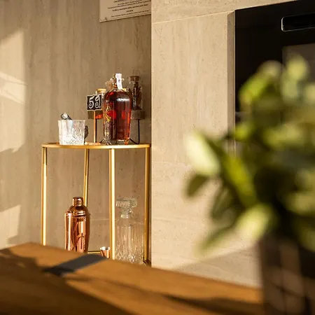 Apartamento Penthouse Centrum Jacuzzi&view, Free Parking Nitra