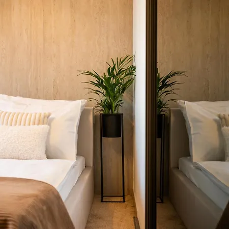 Penthouse Centrum Jacuzzi&view, Free Parking Apartamento